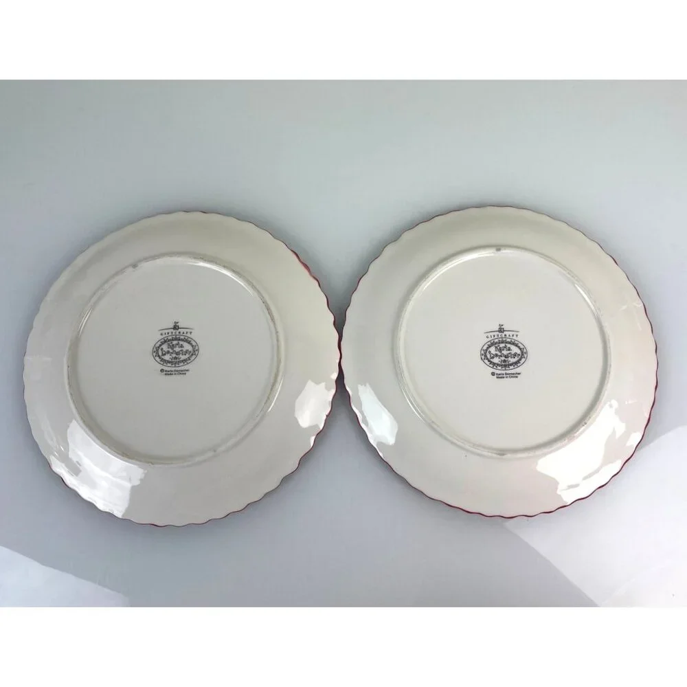 Giftcraft Raised Apple Plates Karla Dornacher Set of 2 8.5
